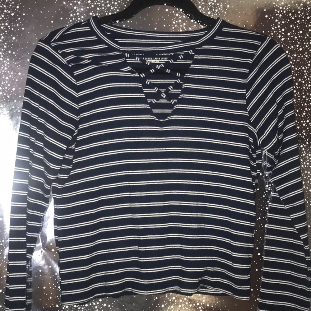 HOLLISTER CROP TOP